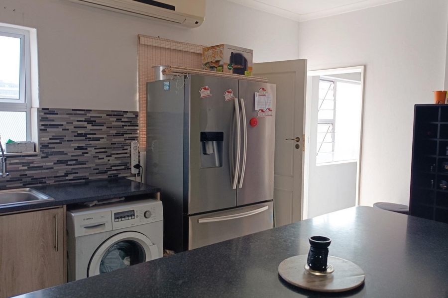 2 Bedroom Property for Sale in Zonnebloem Western Cape